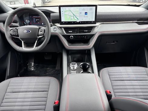New 2026 Ford Explorer ST-Line w/ ST-Line Street Pack AWD/4WD image 4
