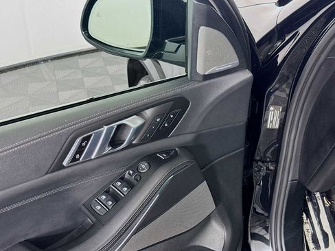 Used 2023 BMW X5 M50i w/ Climate Comfort Package image 20