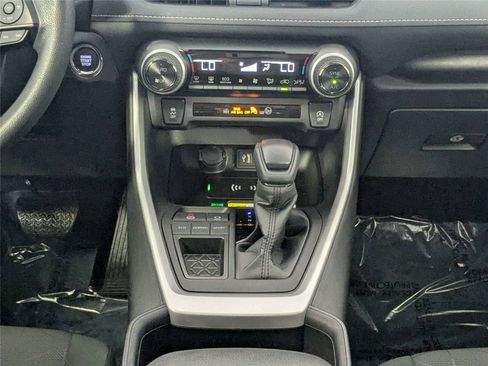 Certified 2024 Toyota RAV4 XLE w/ Convenience Package FWD image 39