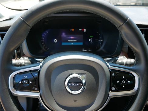 Certified 2024 Volvo XC60 T8 Ultimate w/ Protection Package Premier AWD/4WD image 19