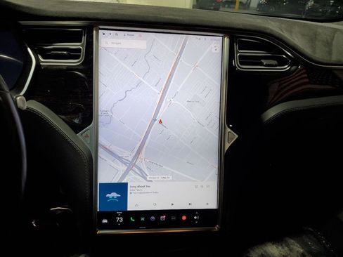 Used 2017 Tesla Model S 75D image 30