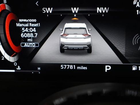 Used 2022 Nissan Rogue Platinum w/ Head-Up Display Package AWD/4WD image 38