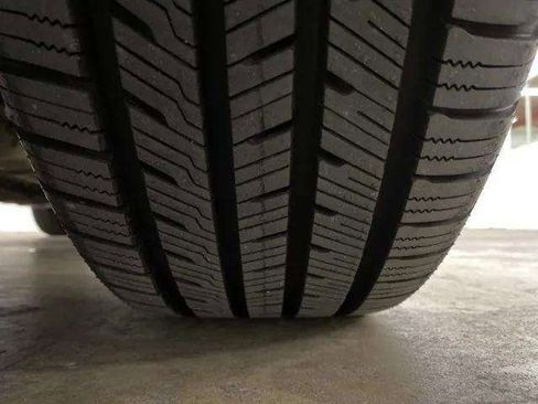 Used 2005 Lincoln Town Car Signature image 82