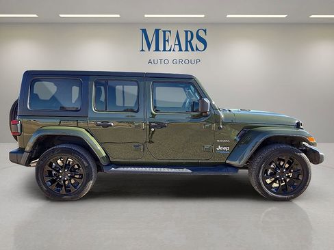 Used 2021 Jeep Wrangler Unlimited Sahara image 6