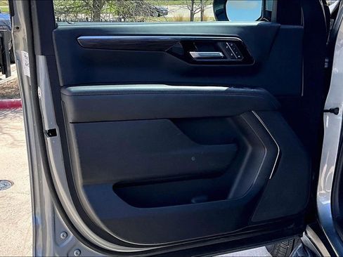 Used 2025 Chevrolet Tahoe LT image 20