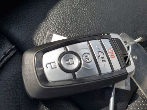 Used 2019 Ford F150 Lariat w/ Equipment Group 502A Luxury image 23