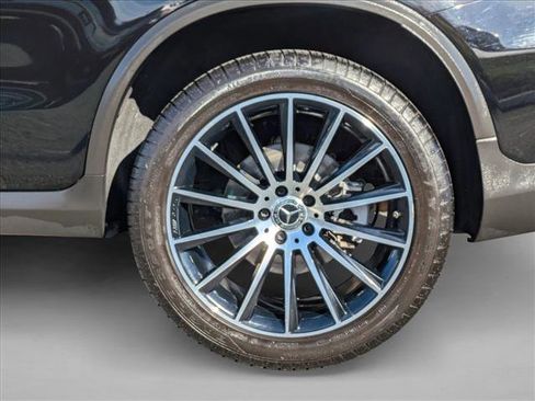 Used 2021 Mercedes-Benz GLC 300 4MATIC Coupe image 22