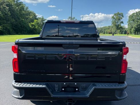 Used 2021 Chevrolet Silverado 1500 Custom w/ Rally Edition AWD/4WD image 7