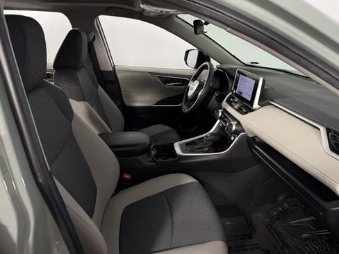 Used 2023 Toyota RAV4 XLE w/ Convenience Package image 15