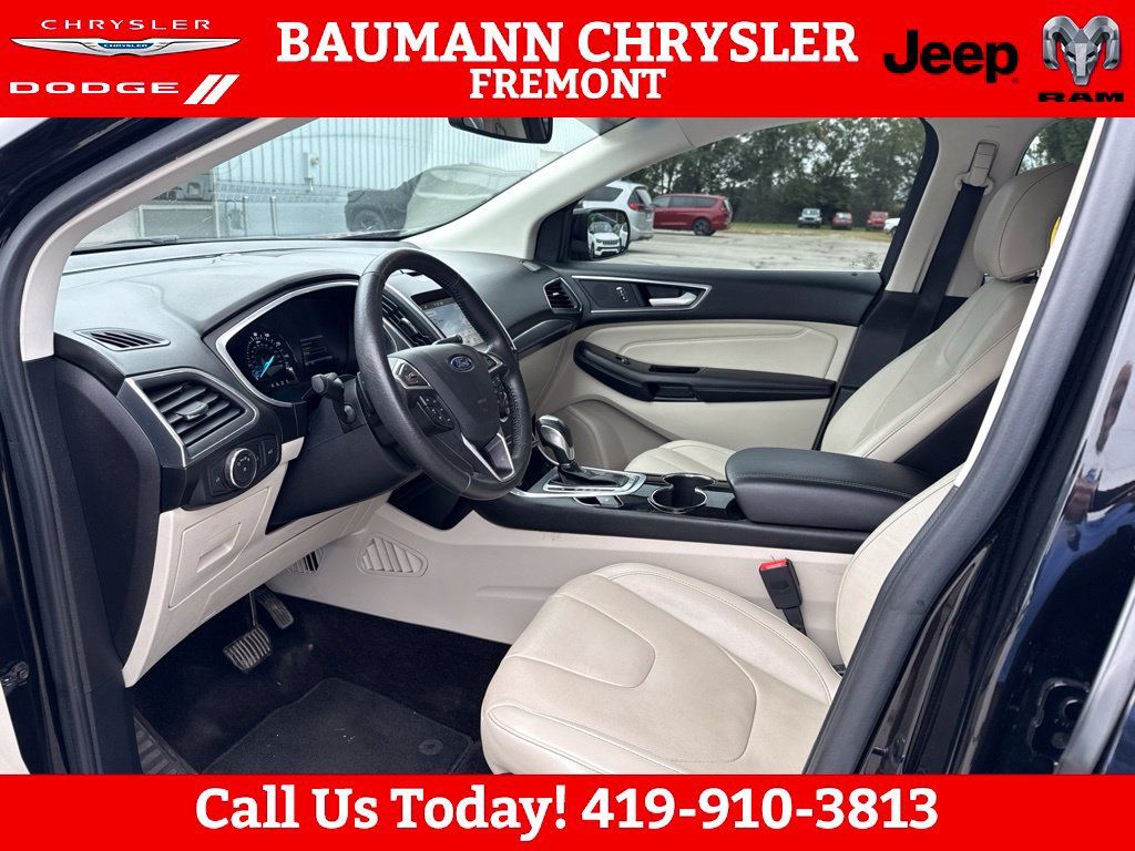 Used 2016 Ford Edge Titanium w/ Equipment Group 301A AWD/4WD image 9