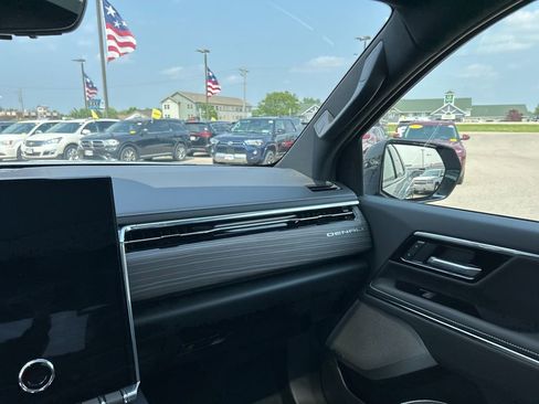 New 2025 GMC Sierra EV Denali image 34