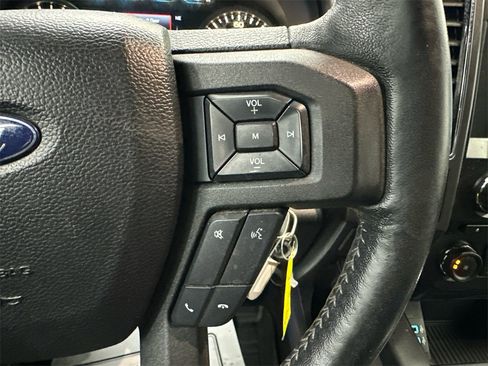 Used 2018 Ford F150 XLT w/ Equipment Group 302A Luxury image 26