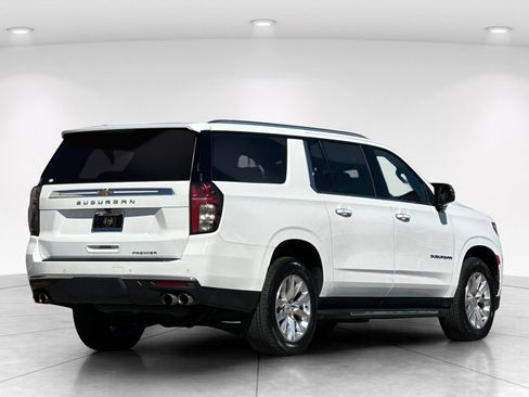 Used 2023 Chevrolet Suburban Premier AWD/4WD image 6