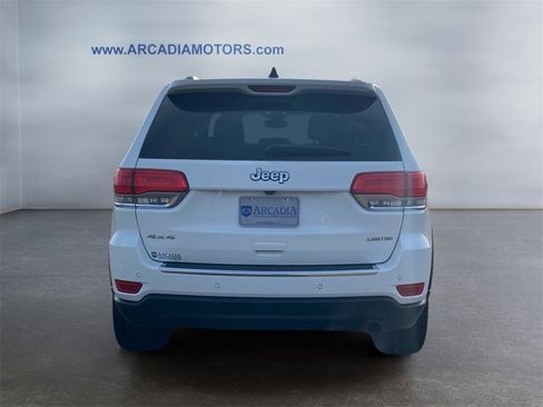 Used 2019 Jeep Grand Cherokee Limited w/ Luxury Group II image 4