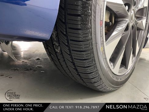 Used 2018 Nissan Sentra SR w/ Protection Package image 10