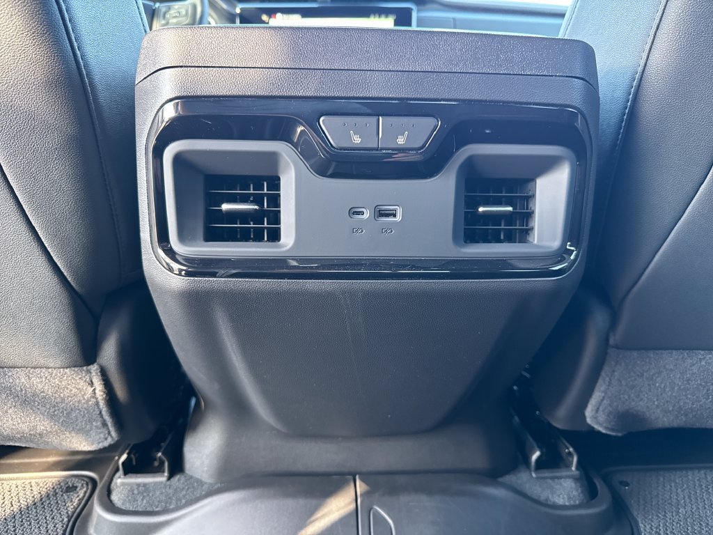 New 2026 GMC Sierra 1500 AT4 w/ AT4 Premium Package AWD/4WD image 43