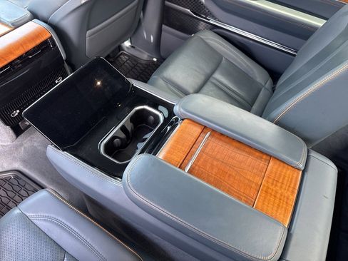 Used 2022 Jeep Grand Wagoneer Series II w/ Convenience Group III image 29