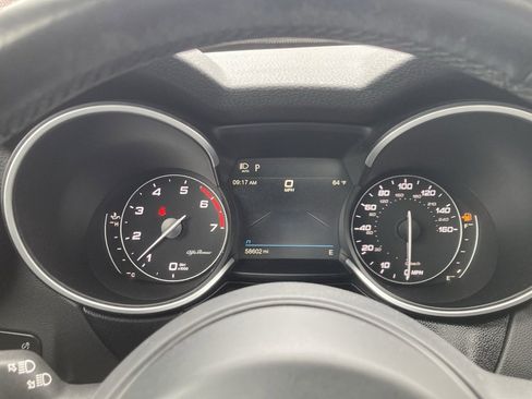 Used 2022 Alfa Romeo Stelvio Veloce image 15