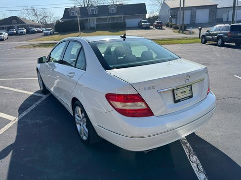Used 2010 Mercedes-Benz C 300 Sedan image 6