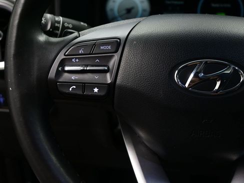 Used 2022 Hyundai Kona Limited FWD image 13