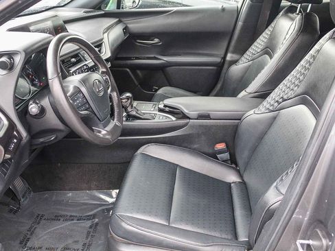 Used 2020 Lexus UX 250h image 19