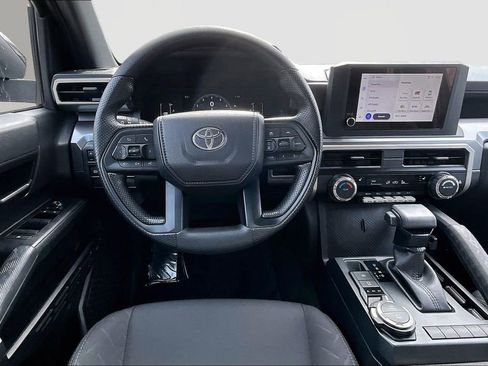 Used 2025 Toyota Tacoma SR5 image 10