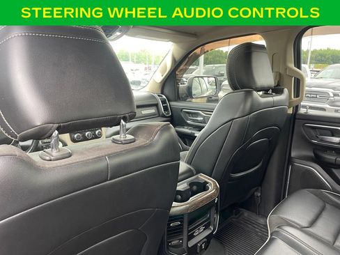 Used 2019 RAM 1500 Laramie AWD/4WD image 16