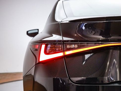 Used 2025 Lexus IS 300 F Sport image 10