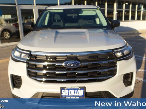 New 2026 Ford Explorer Active image 8