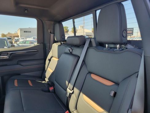 New 2026 GMC Sierra 1500 AT4 w/ AT4 Premium Package image 28