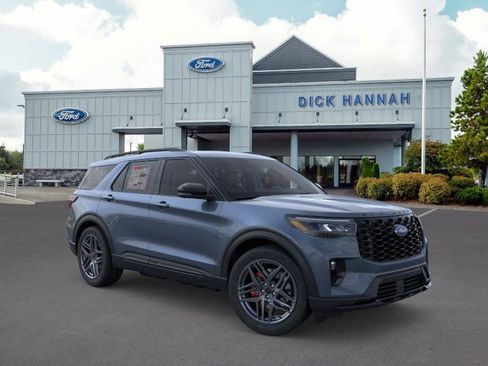 New 2026 Ford Explorer ST w/ Sun And Sound Package image 8