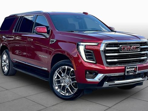 Used 2026 GMC Yukon XL Elevation w/ Elevation Premium Package RWD image 3