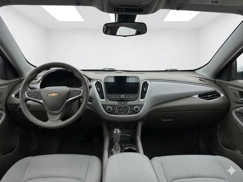 Used 2022 Chevrolet Malibu LS image 5