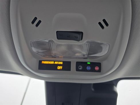 New 2026 Chevrolet Trax LT image 27