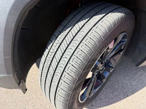 Used 2025 Chevrolet Equinox RS w/ Safety and Technology Package image 12