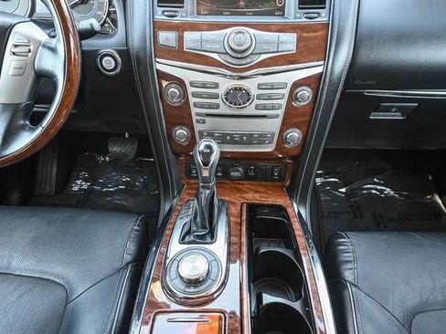 Used 2019 INFINITI QX80 Luxe image 18