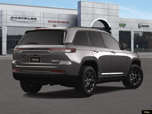 New 2025 Jeep Grand Cherokee Altitude image 29