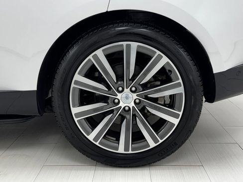 Used 2023 Land Rover Range Rover SE image 42