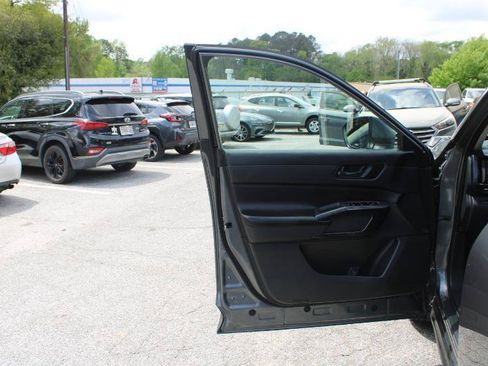 Used 2023 Nissan Pathfinder SV FWD image 15