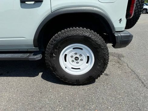 Used 2024 Ford Bronco Heritage Edition AWD/4WD image 7