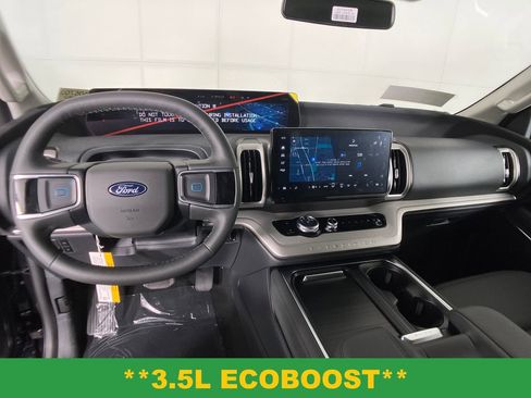 New 2026 Ford Expedition Active RWD image 7