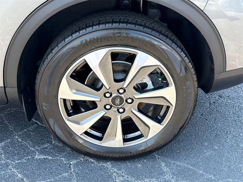 Certified 2023 Ford Escape Platinum image 20