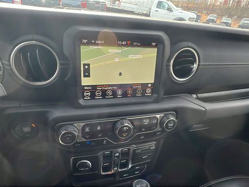 Used 2023 Jeep Wrangler Sahara w/ Cold Weather Group image 32