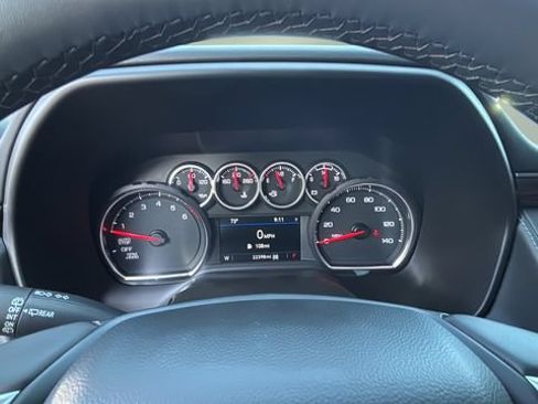 Used 2024 Chevrolet Tahoe LS AWD/4WD image 15