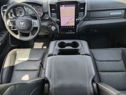 Used 2025 RAM 1500 Laramie AWD/4WD image 27