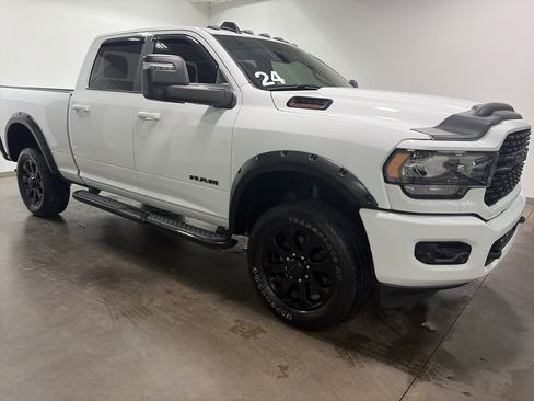 Used 2024 RAM 2500 Big Horn w/ Night Edition AWD/4WD image 1
