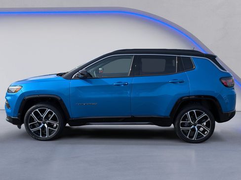 Used 2025 Jeep Compass Limited w/ Elite Group AWD/4WD image 6