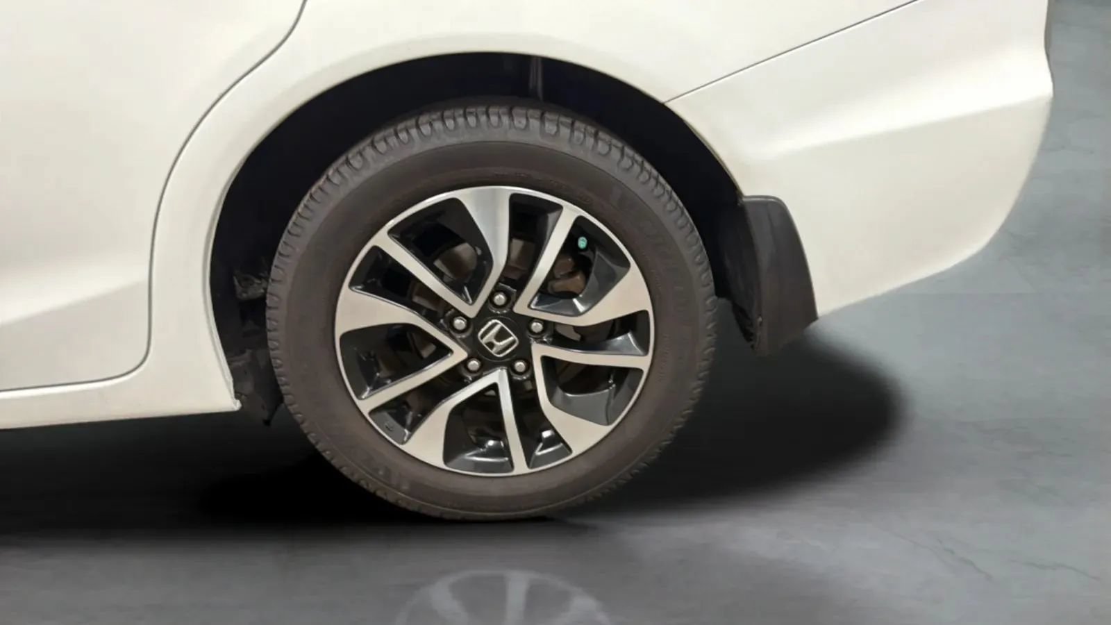 Used 2015 Honda Civic EX image 28