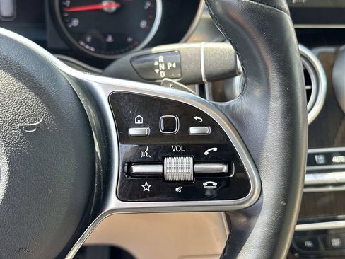 Used 2021 Mercedes-Benz GLC 300 4MATIC w/ Premium Package image 20