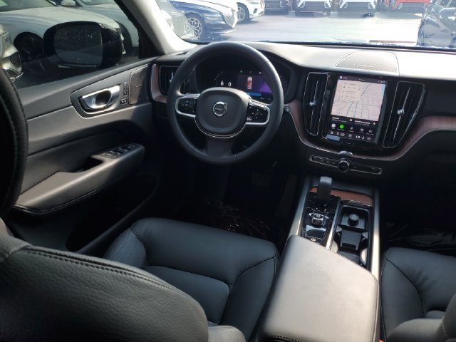 Used 2023 Volvo XC60 B5 Plus w/ Climate Package FWD image 24